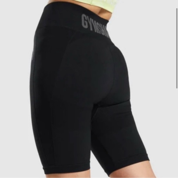 ❤️ Gymshark black spandex biker shorts - Picture 3 of 7